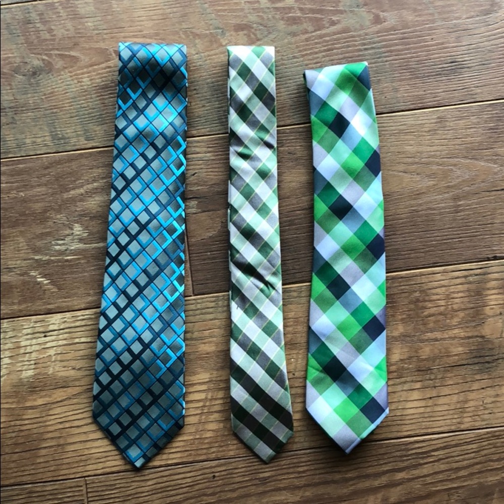 Bundle of three men's neckties